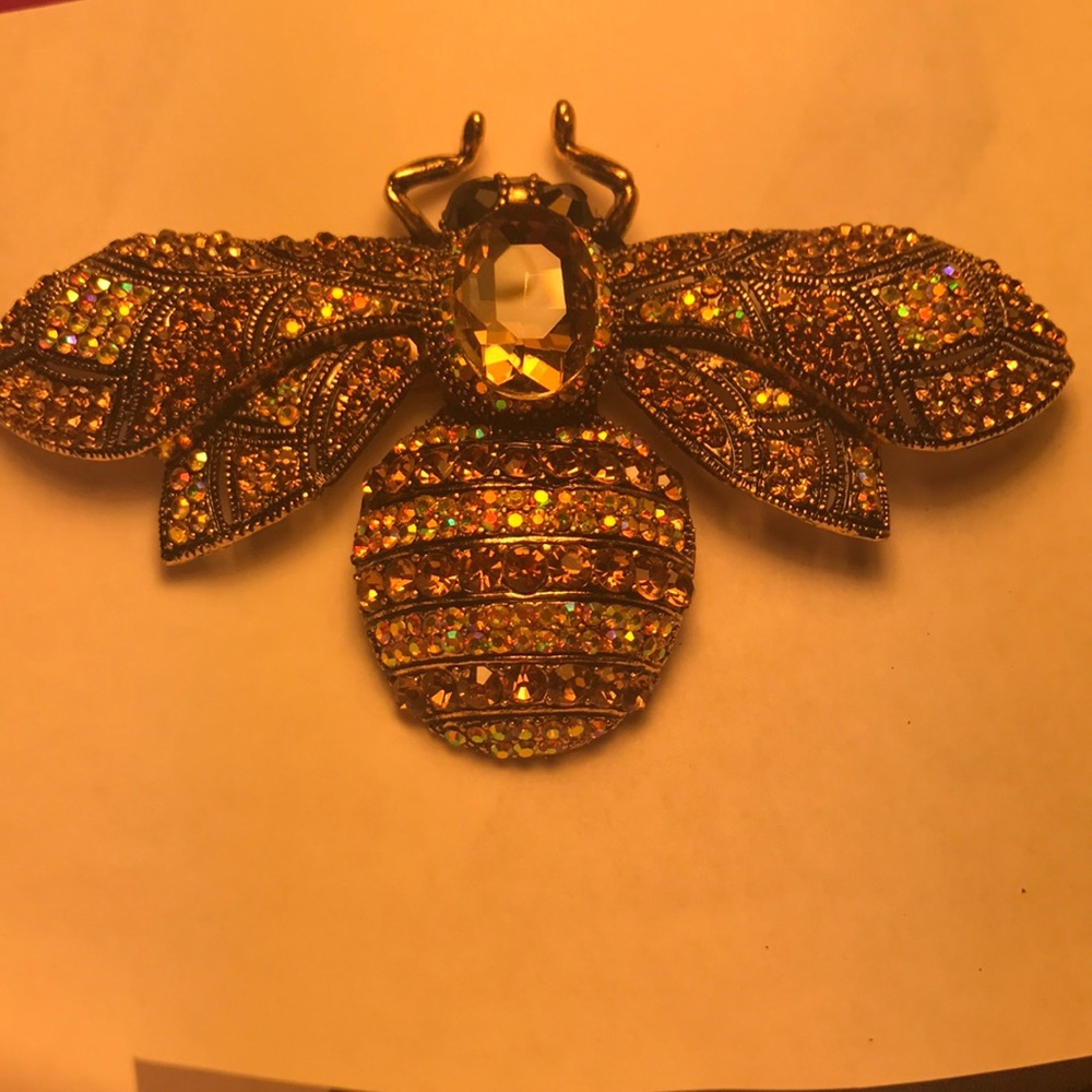 Brooch - Picture 2 of 5